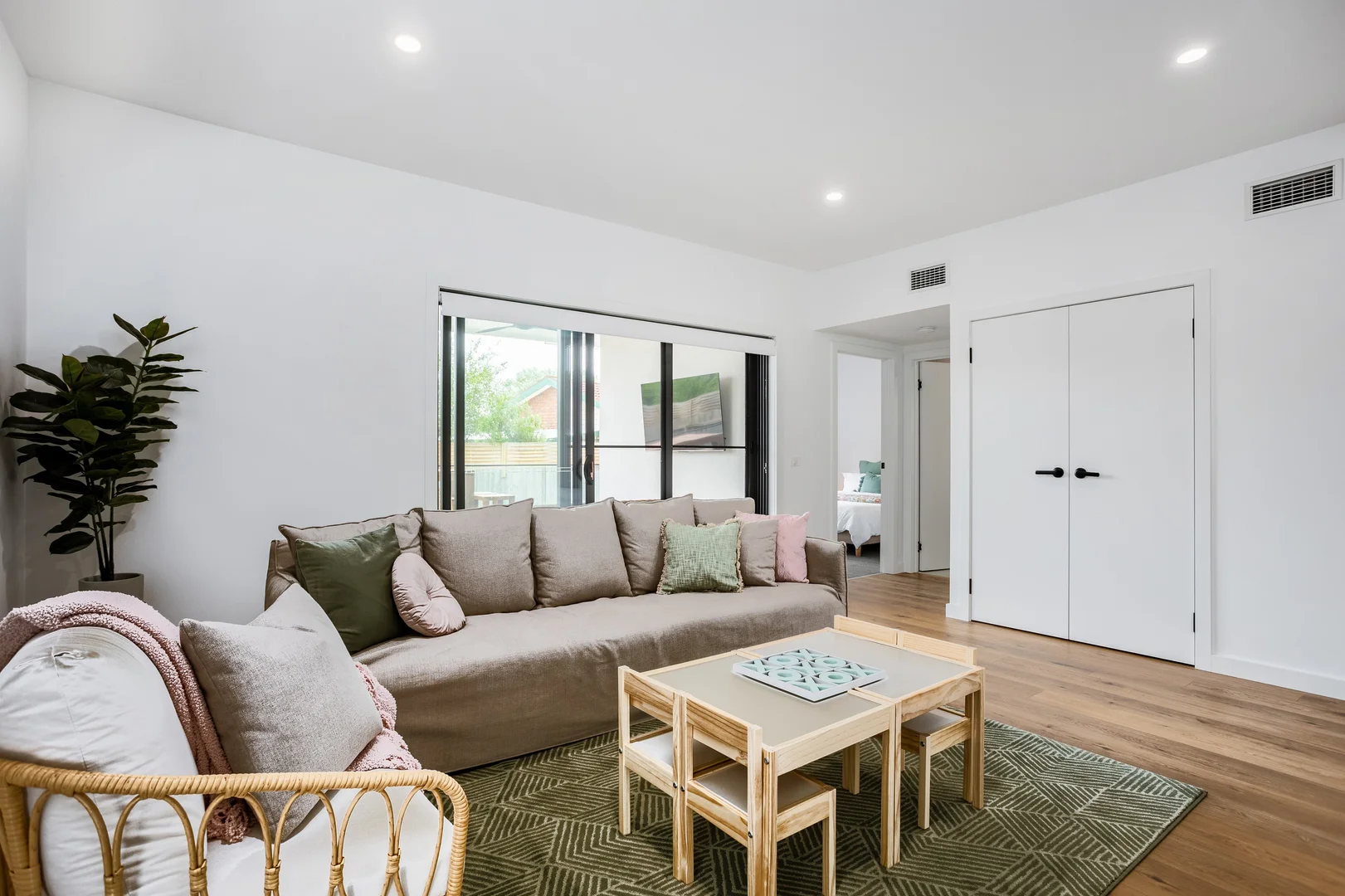 54b Hereford Street - Image 2