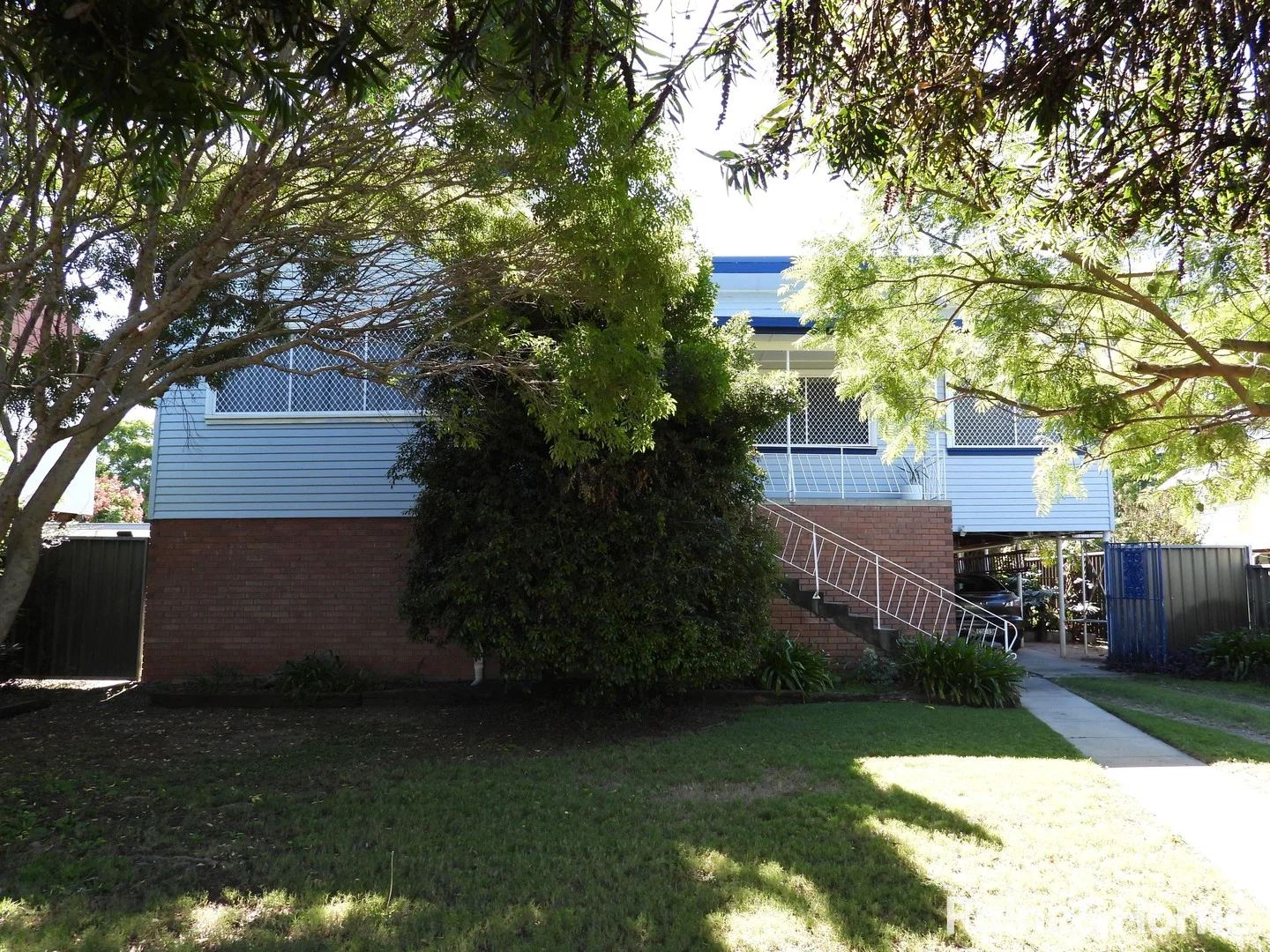 55 Iris Street (1/22)