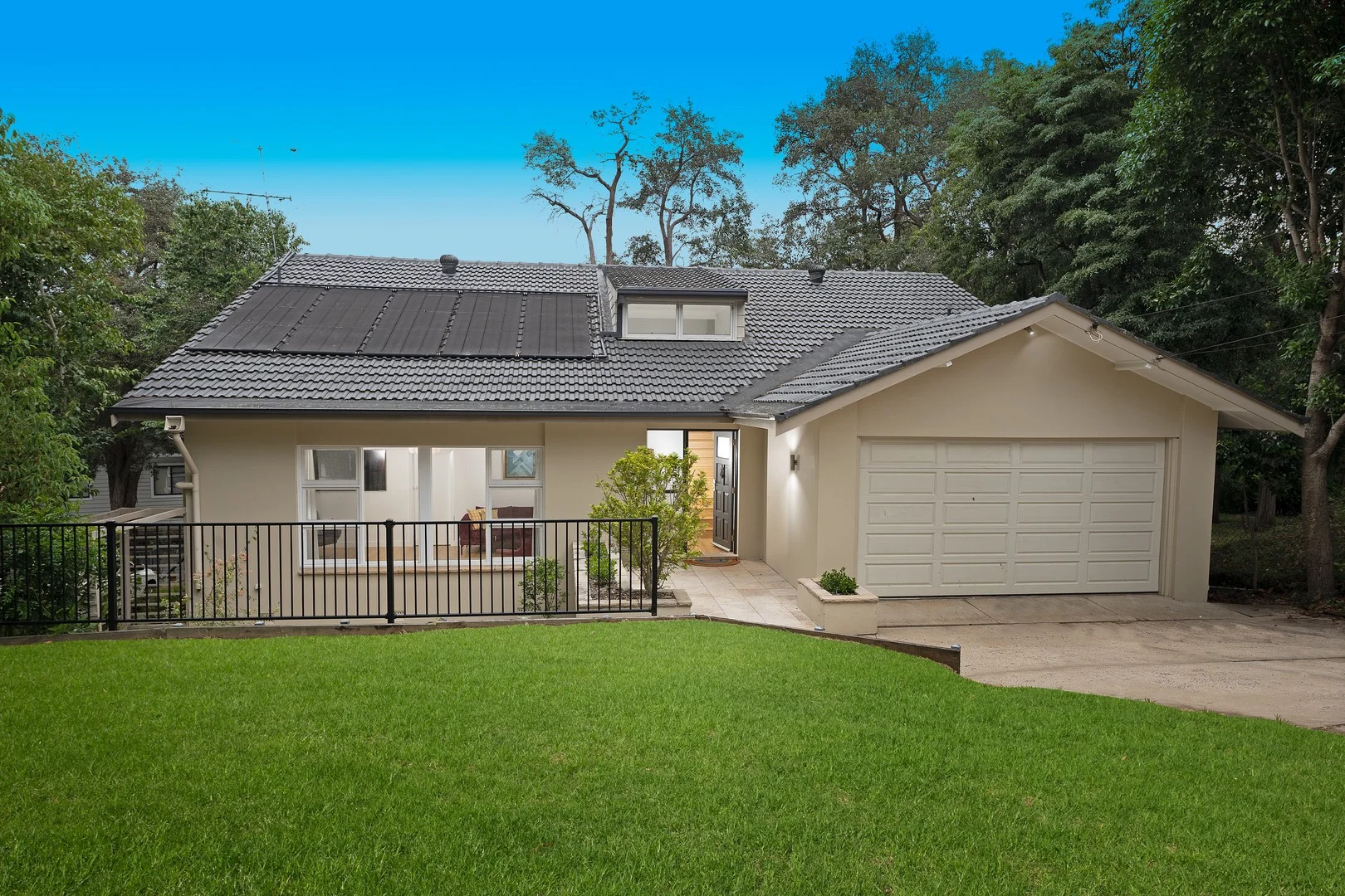 56 Boronia Avenue (1/15)