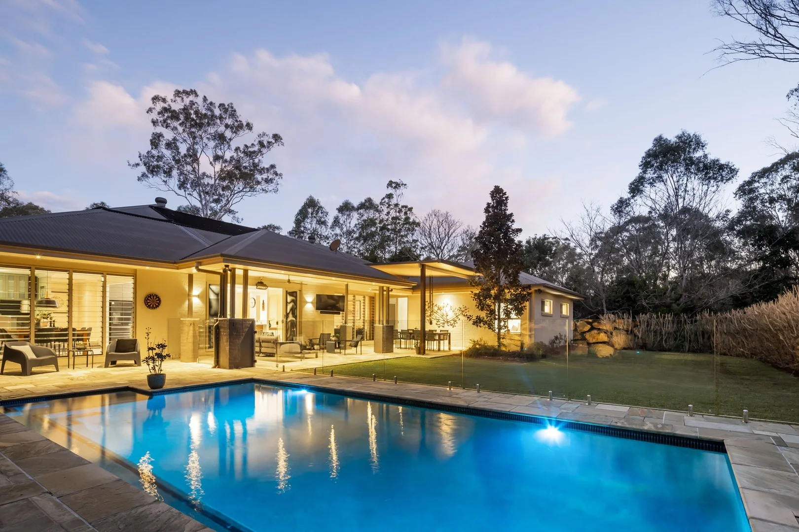 56 Fisher Place (1/16)