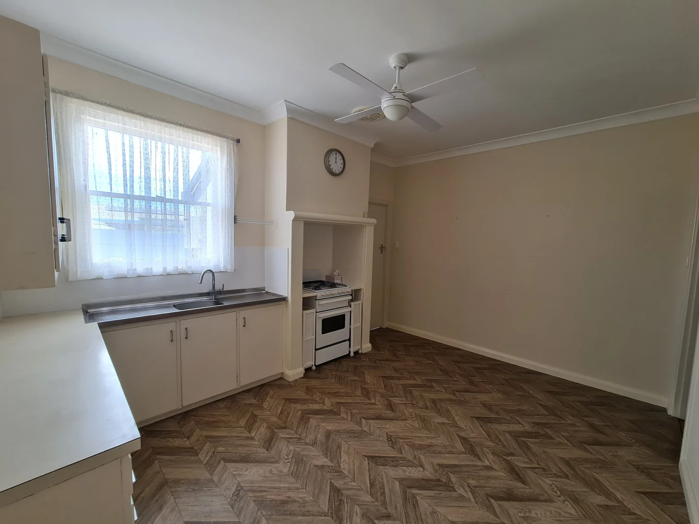 56 Prince Street - Image 3