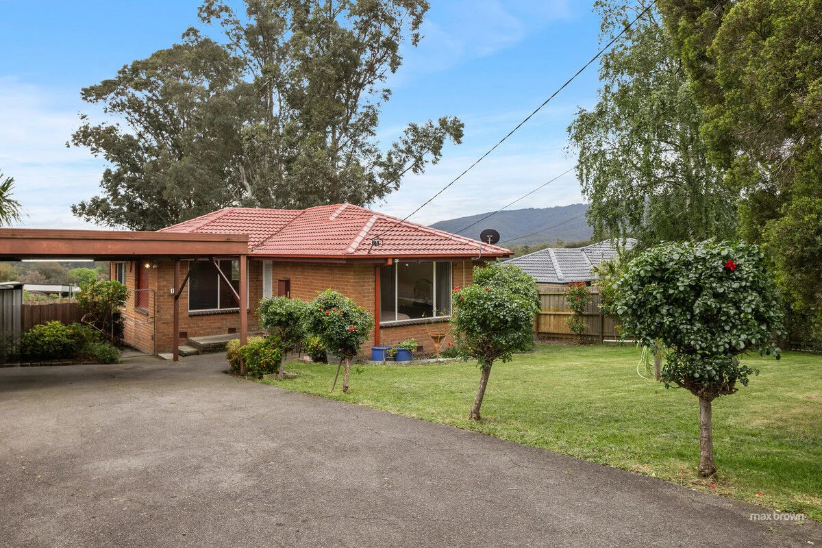 56 Shirley Crescent (1/25)