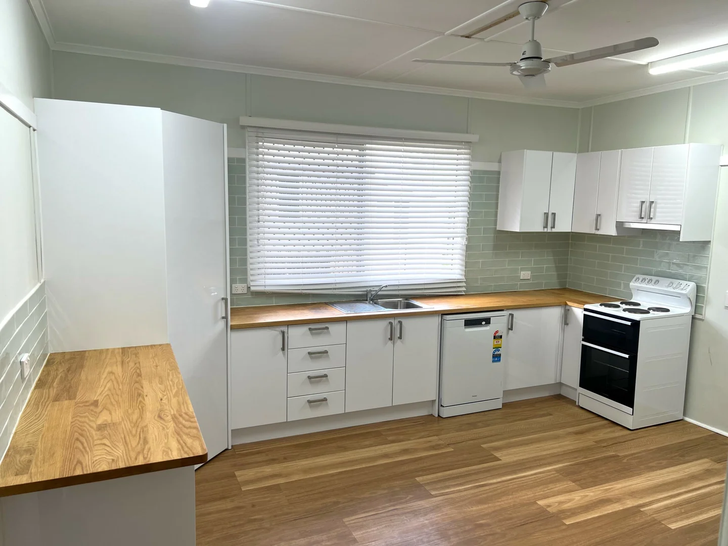 56 Youngman Street - Image 4