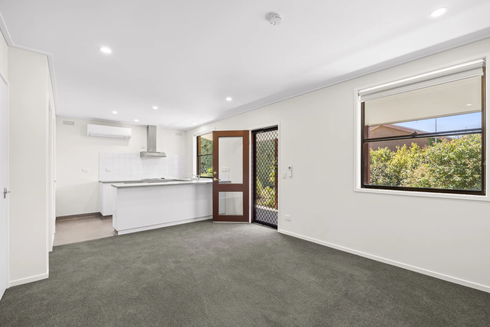56A High Street - Image 3