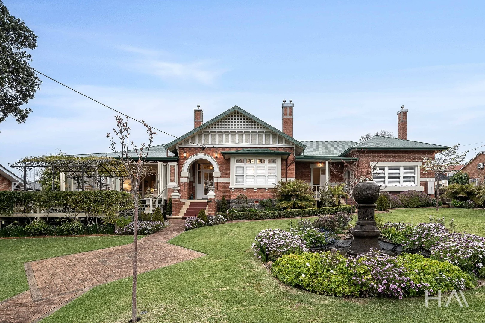 57 Stewart Street (1/32)