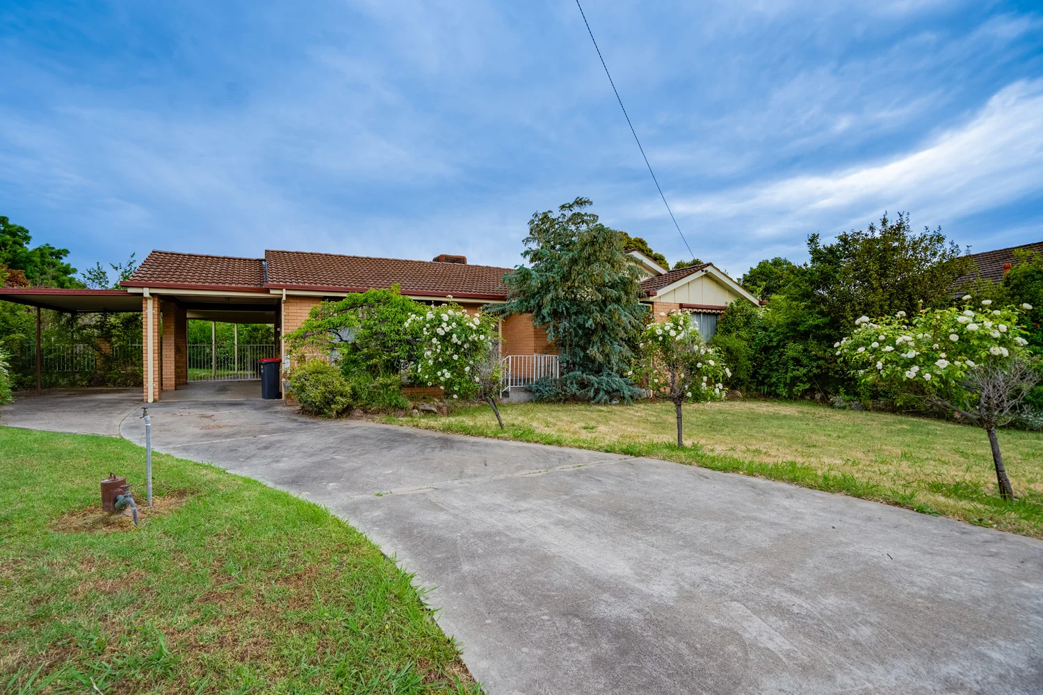 571 Brown Place (1/1)