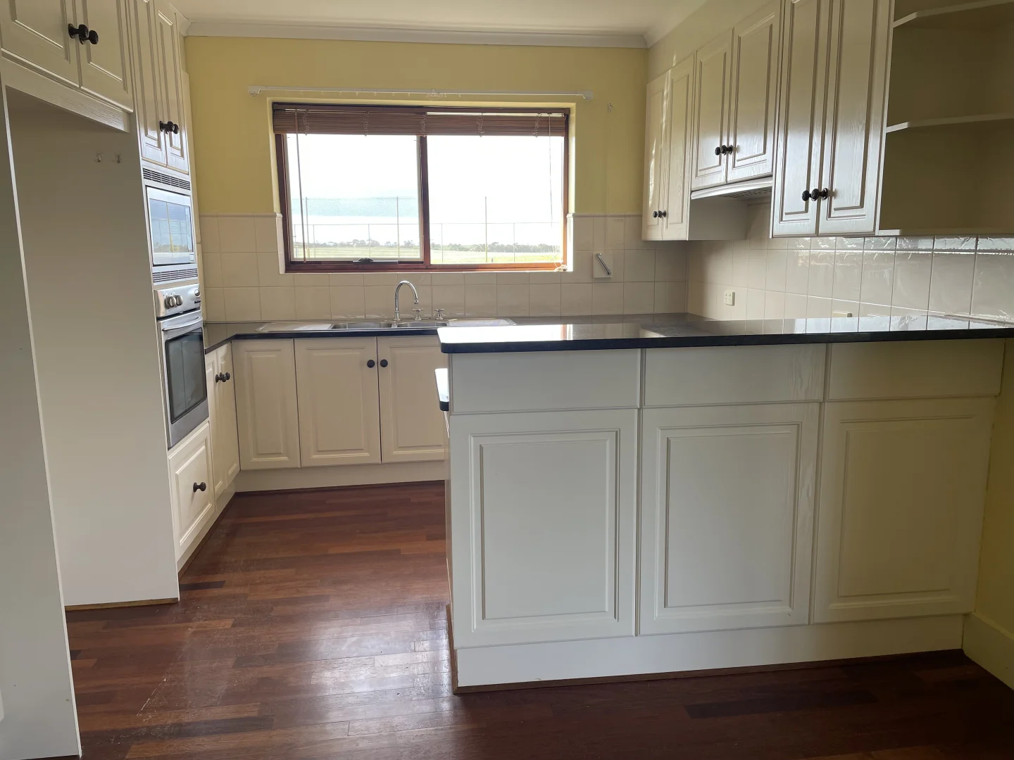 576 Port Vincent Road - Image 2