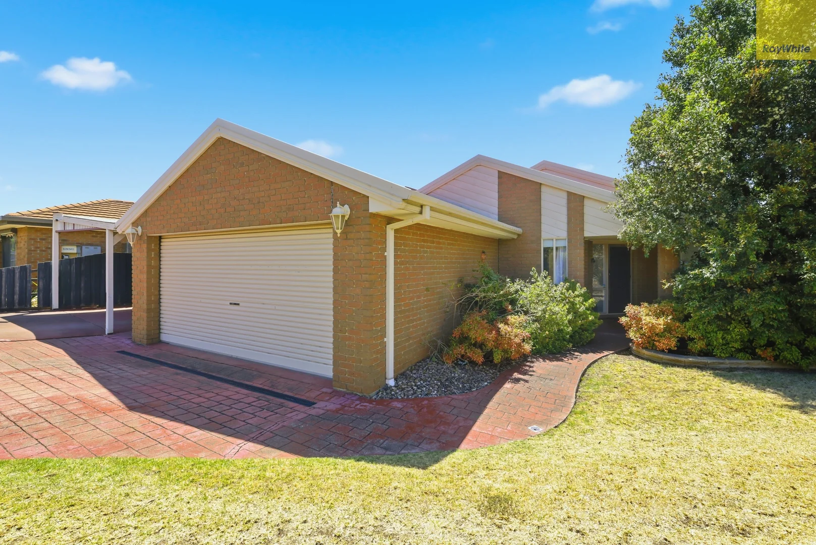 58 Halletts Way (1/19)