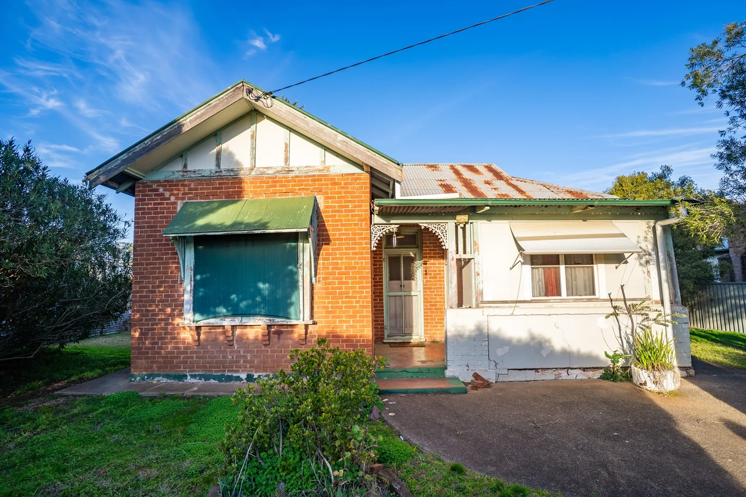 58 Waddell Street (1/17)