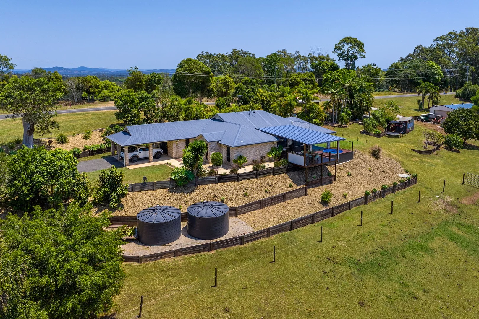 581 East Deep Creek Road (1/33)