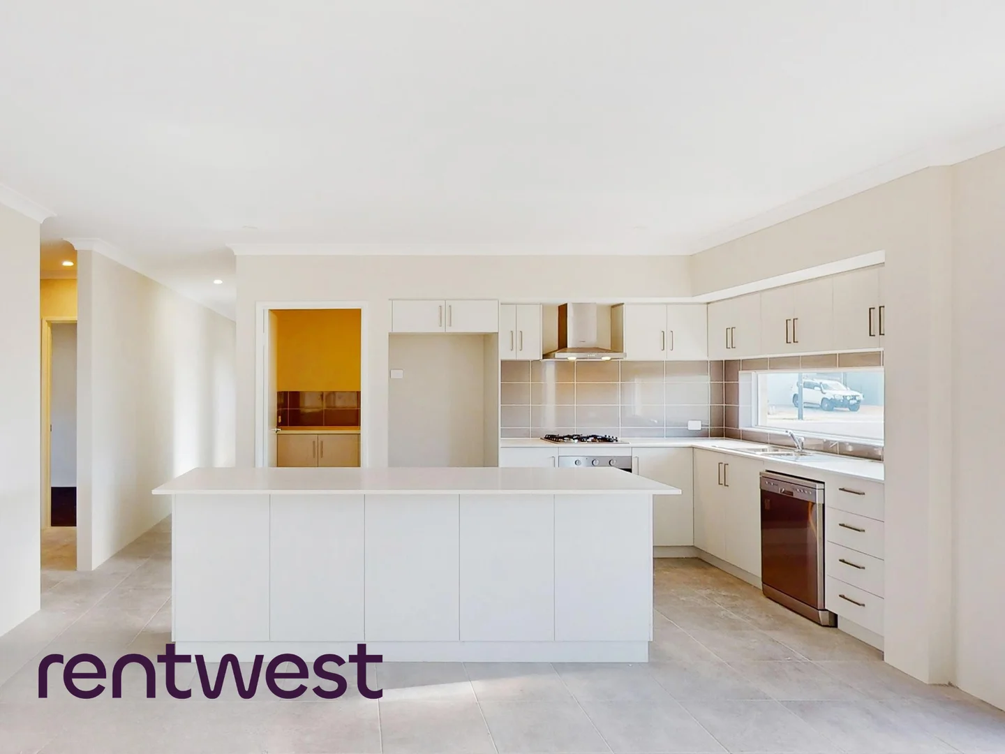 59 Dandaragan Drive (1/13)