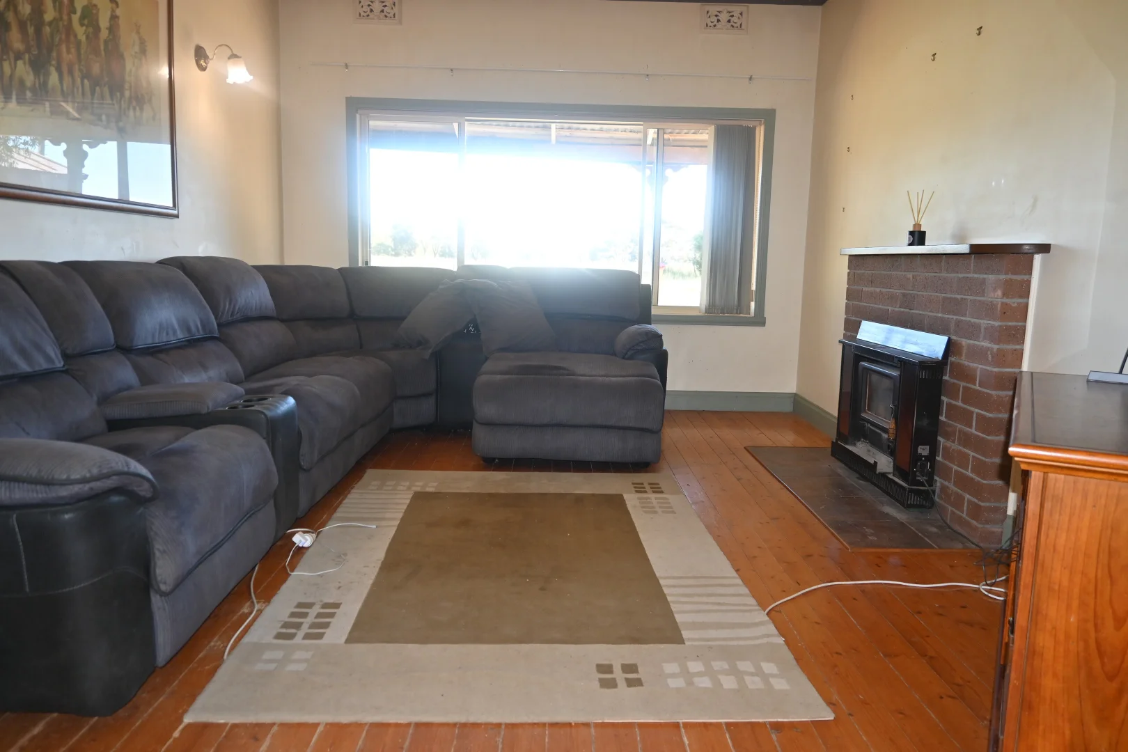 594 Tragowel Road - Image 3