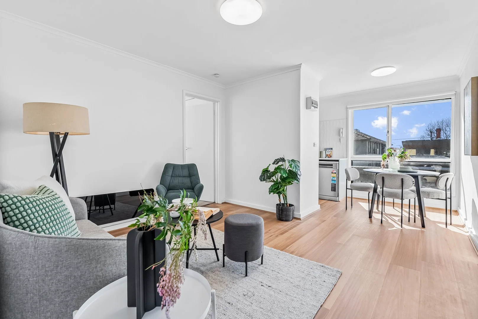 6/199 Barkly Street (1/17)