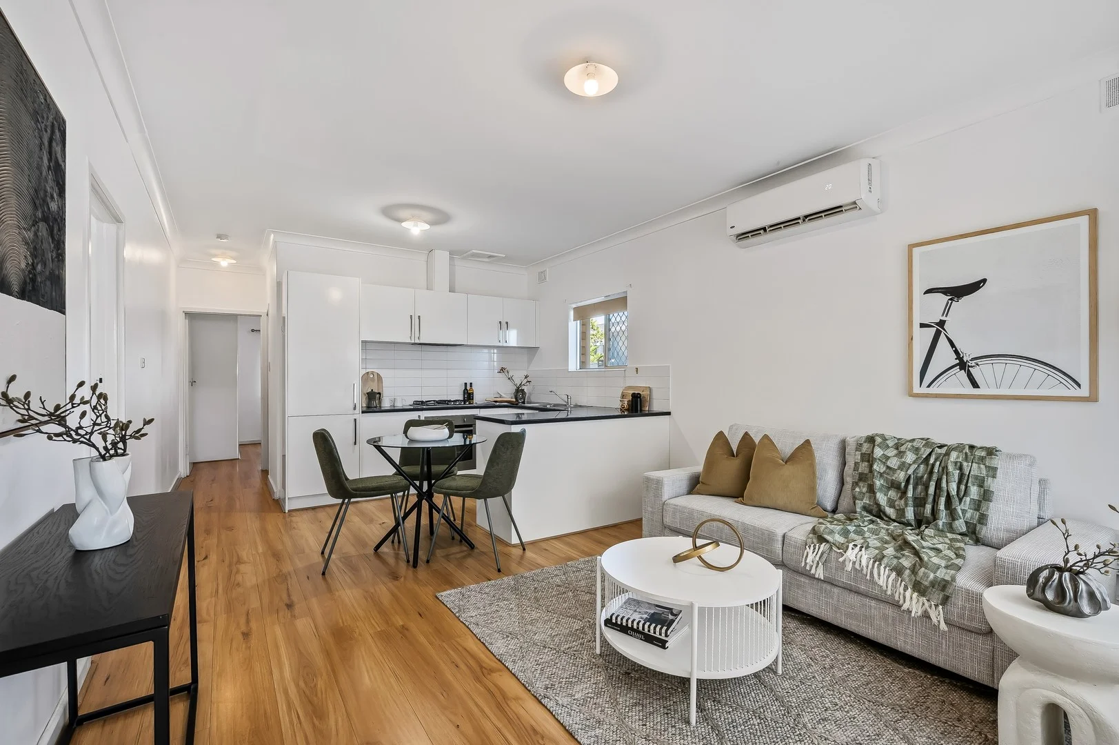6/2 Hillsdale Street (1/17)