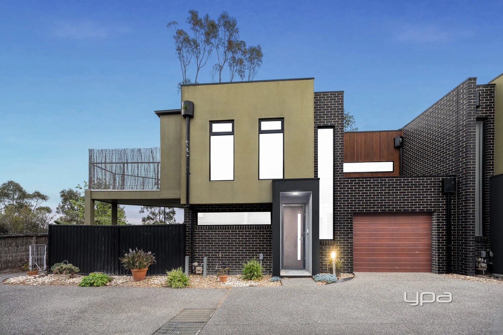 6/5-6 Chelsworth Place (1/19)