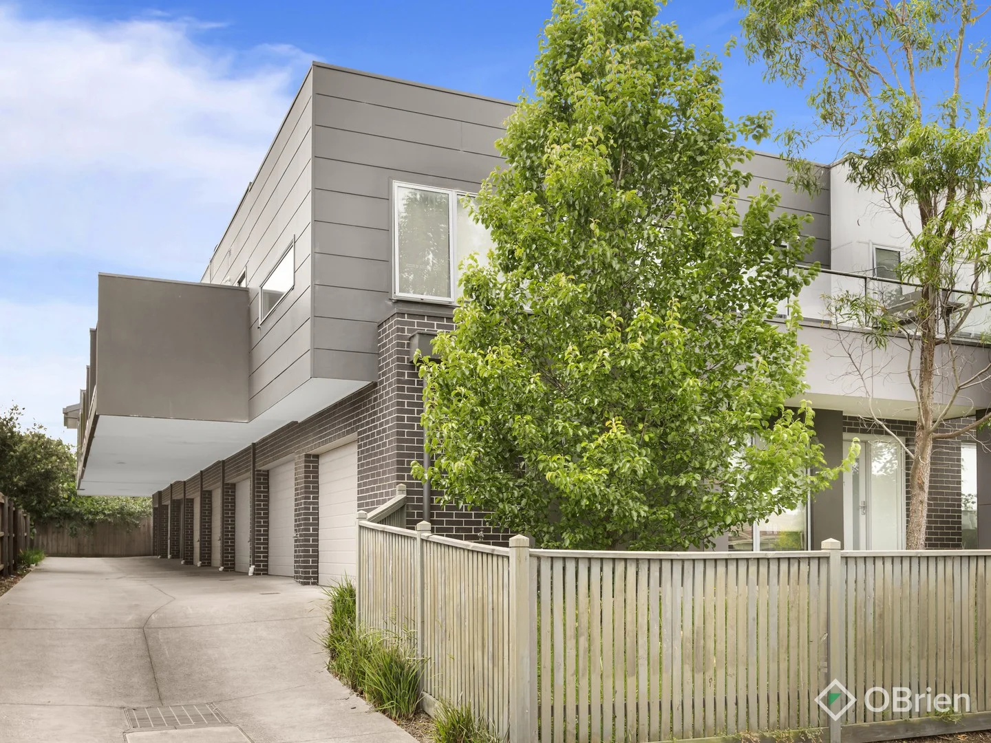 6/98 Snell Grove (1/1)