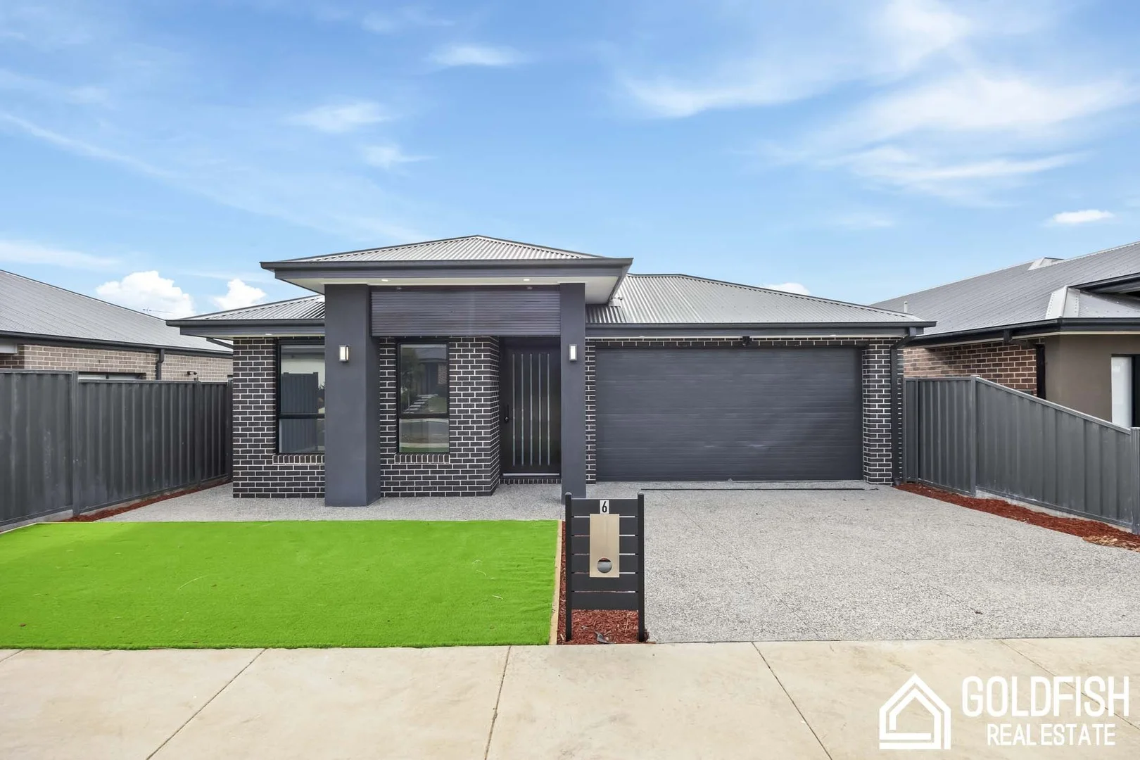 6 Bowerbird Grange (1/13)