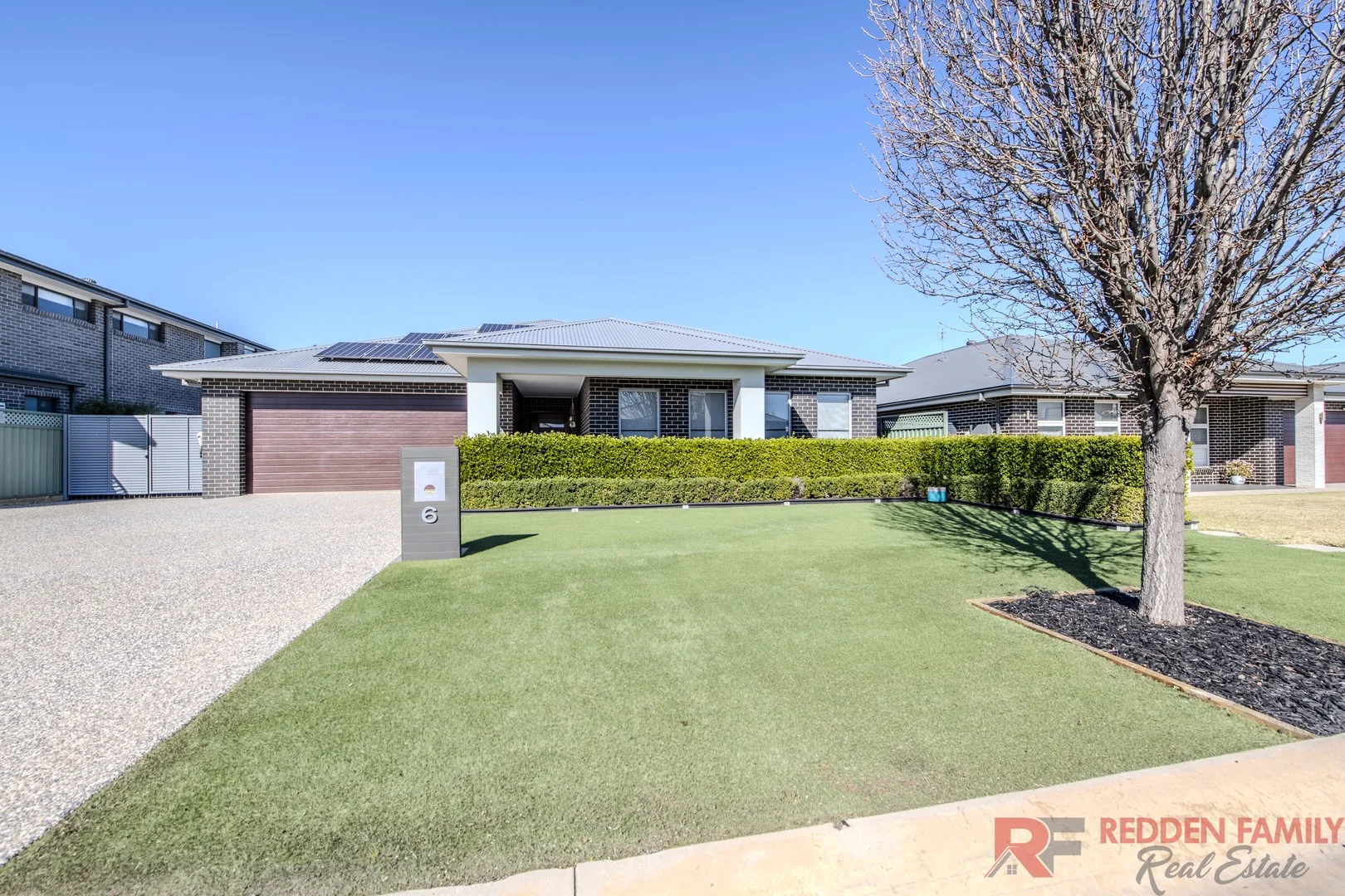 6 Cowal Court (1/33)