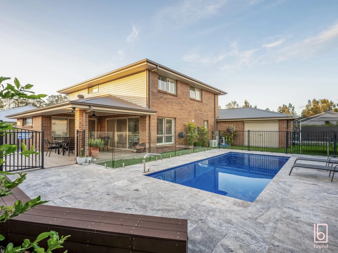 6 Curlew Place (1/26)