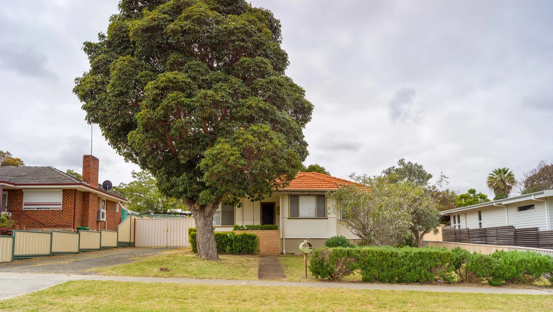 6 Davon Street (1/8)