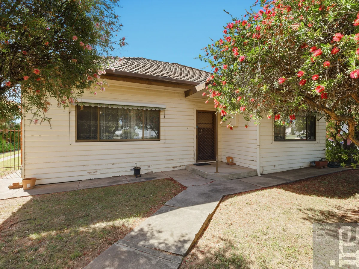 6 Donald Street (1/16)