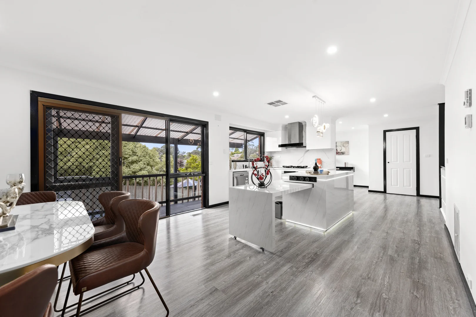 6 Dunloe Rise - Image 3