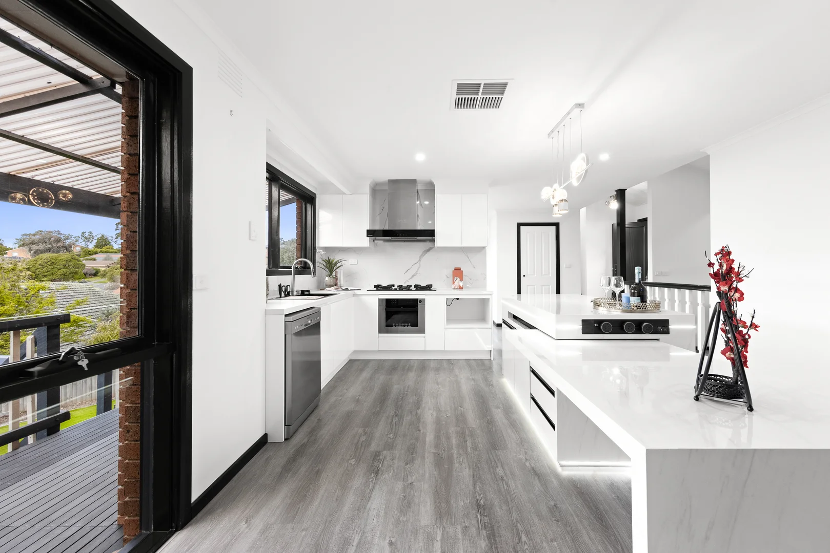 6 Dunloe Rise - Image 2