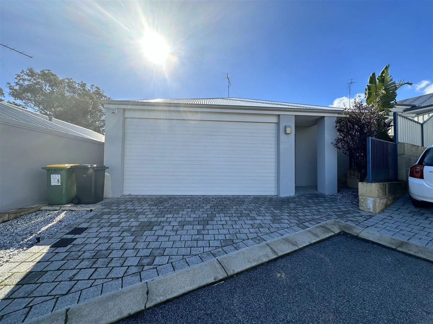 6 Galveston Court (1/8)