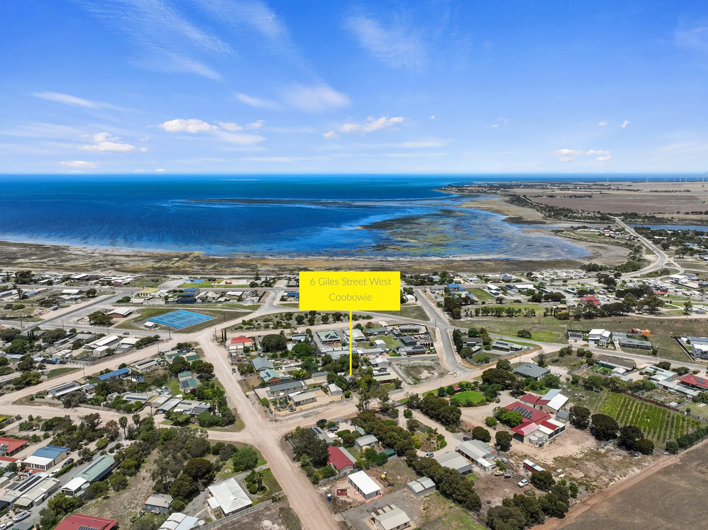 6 Giles Street West - Image 3