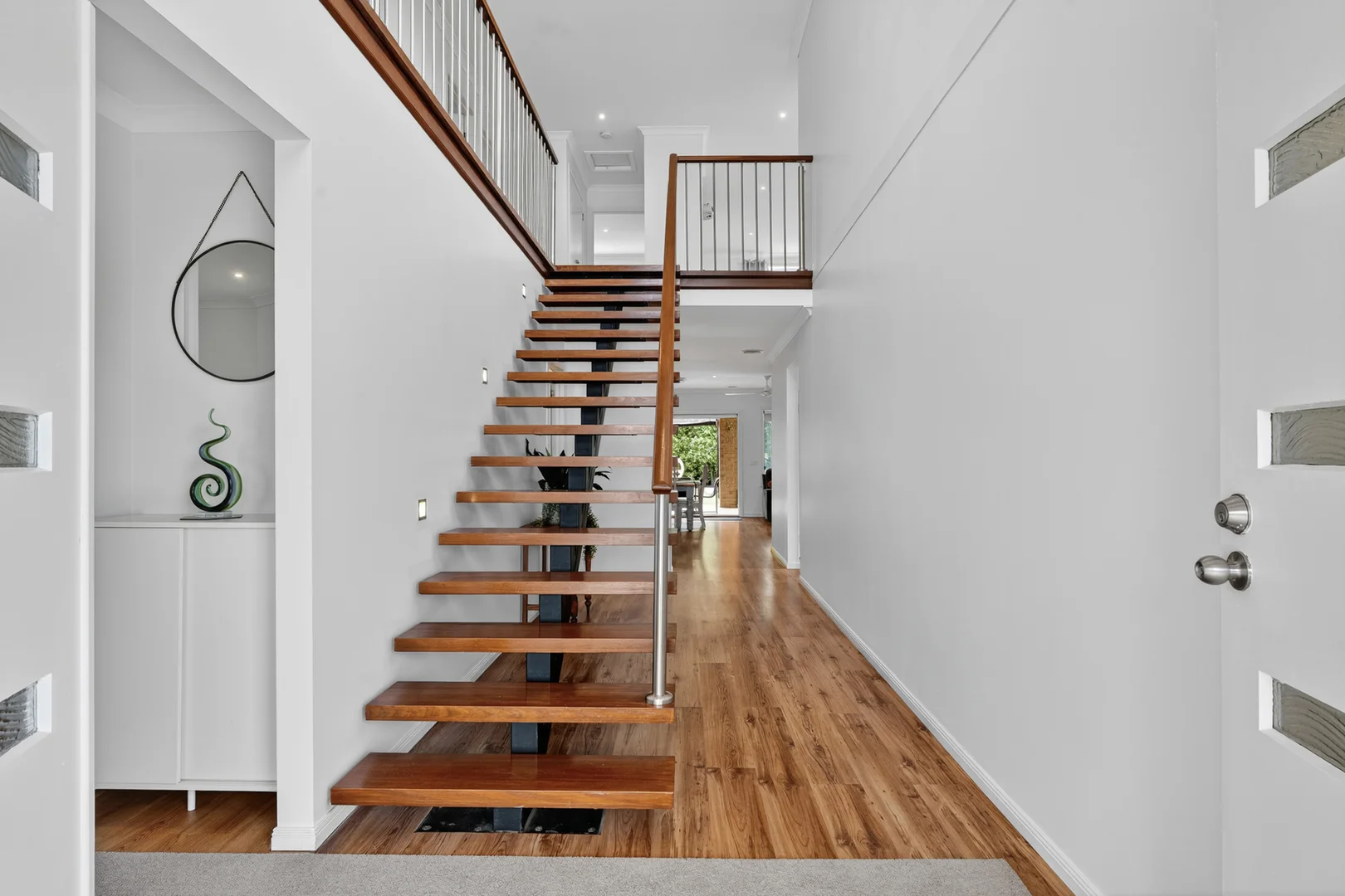 6 Golden Grove - Image 3