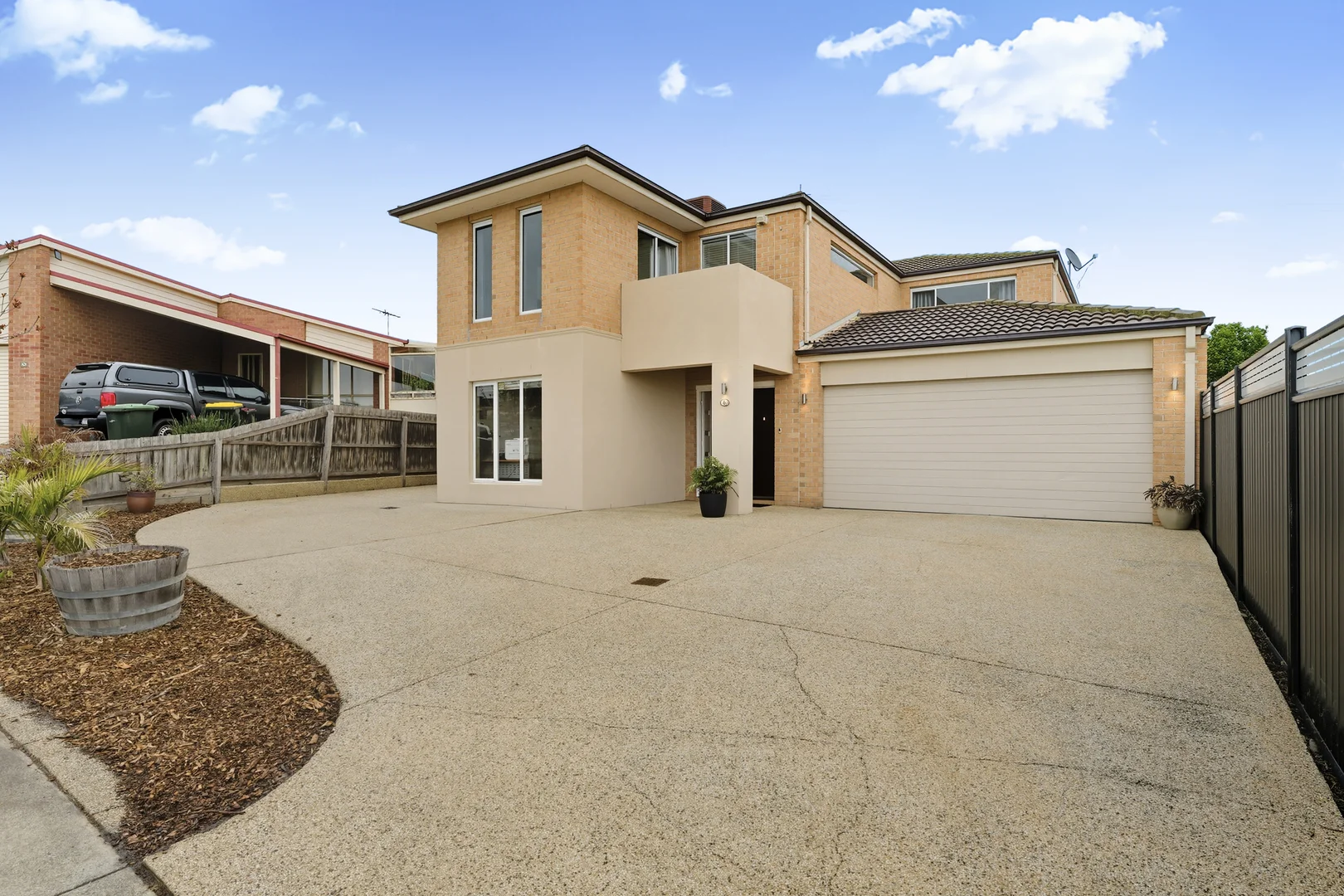 6 Golden Grove - Image 2