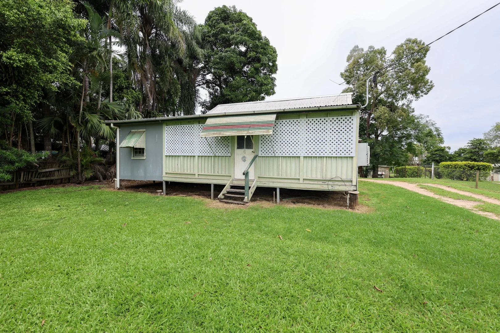 6 Hobart Street (1/16)