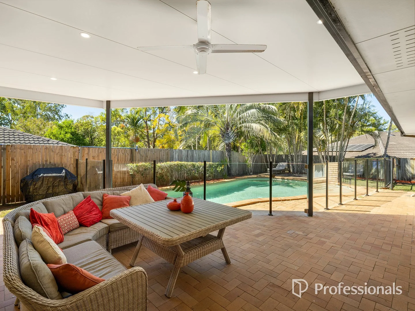 6 Ilona Place (1/20)