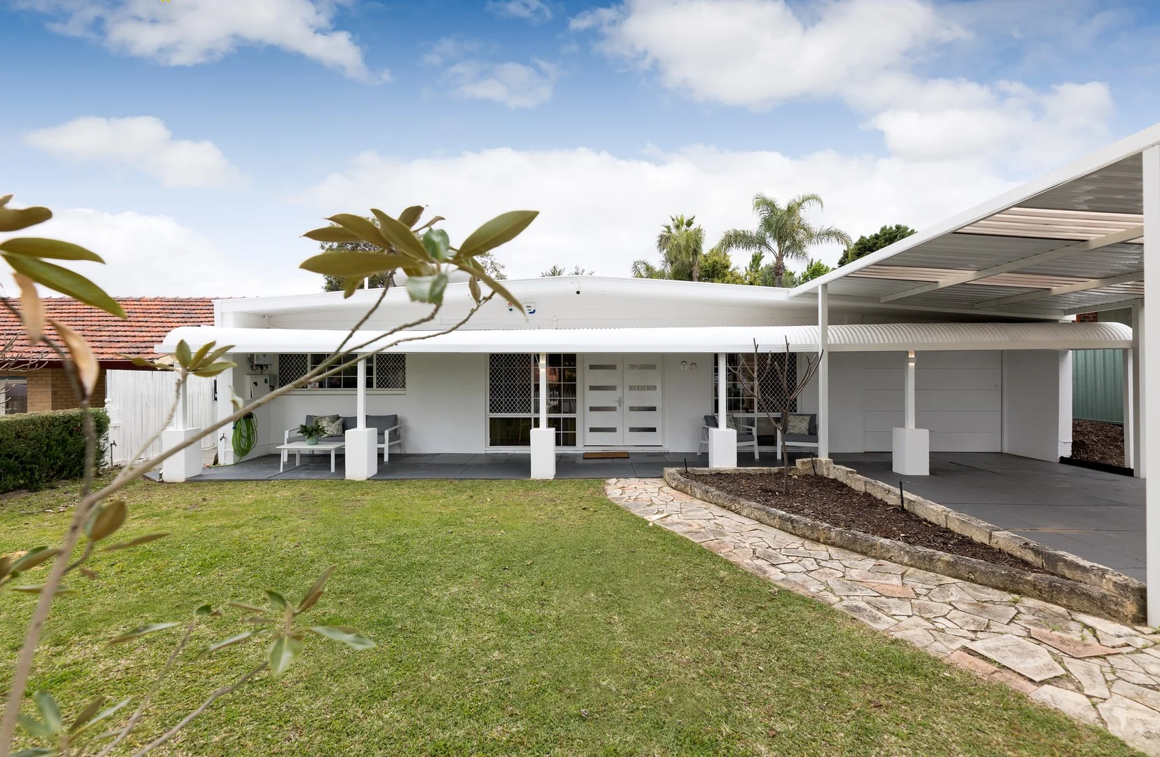 60 Kitchener Road (1/39)