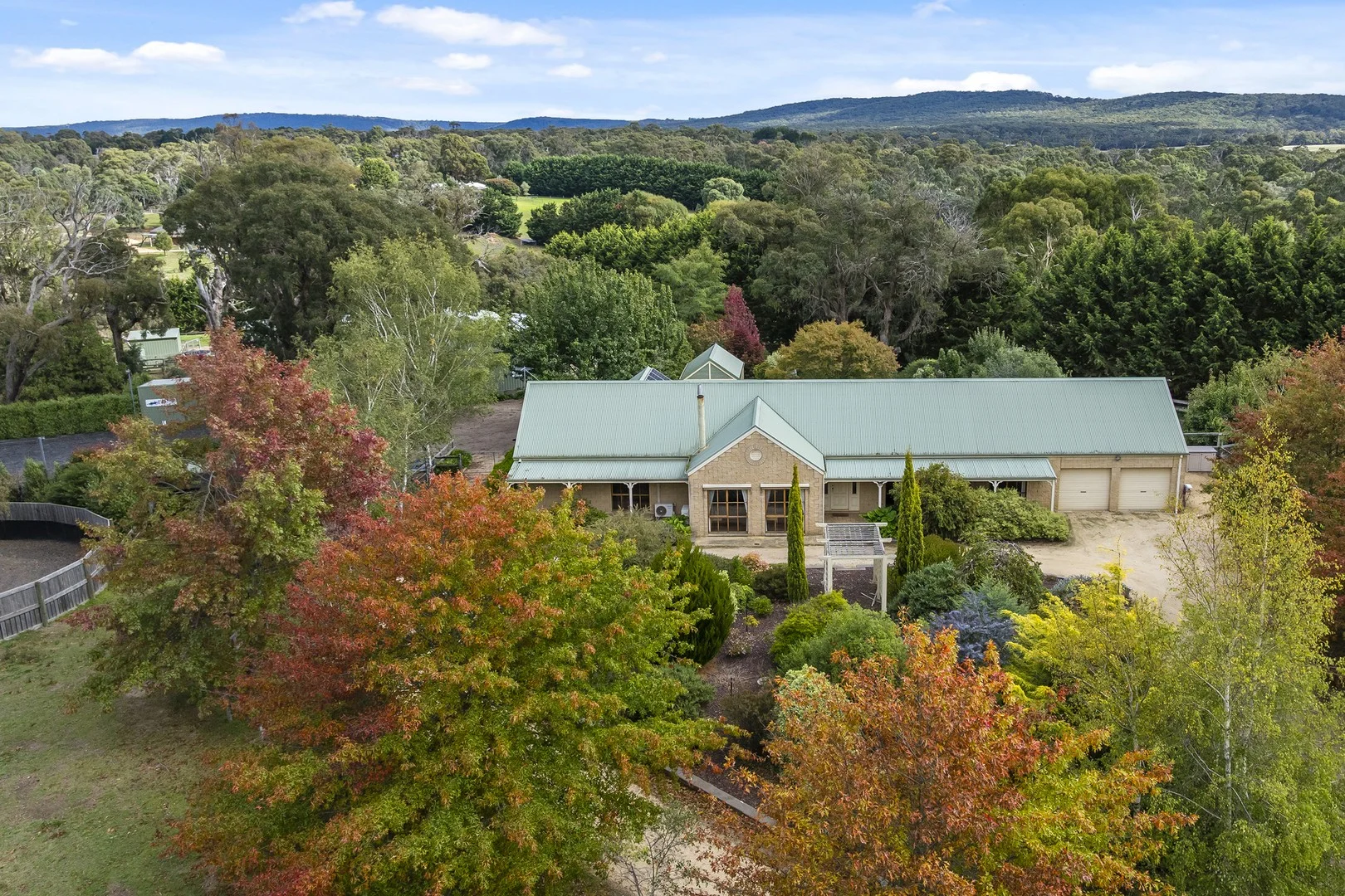 60 Parkview Drive (1/27)