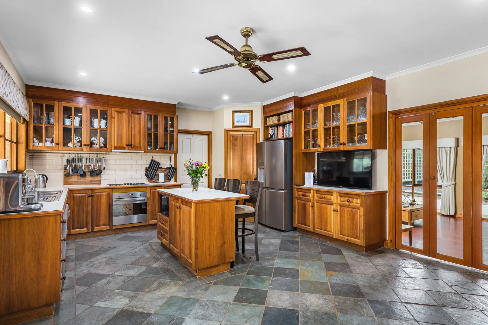 60 Parkview Drive - Image 5