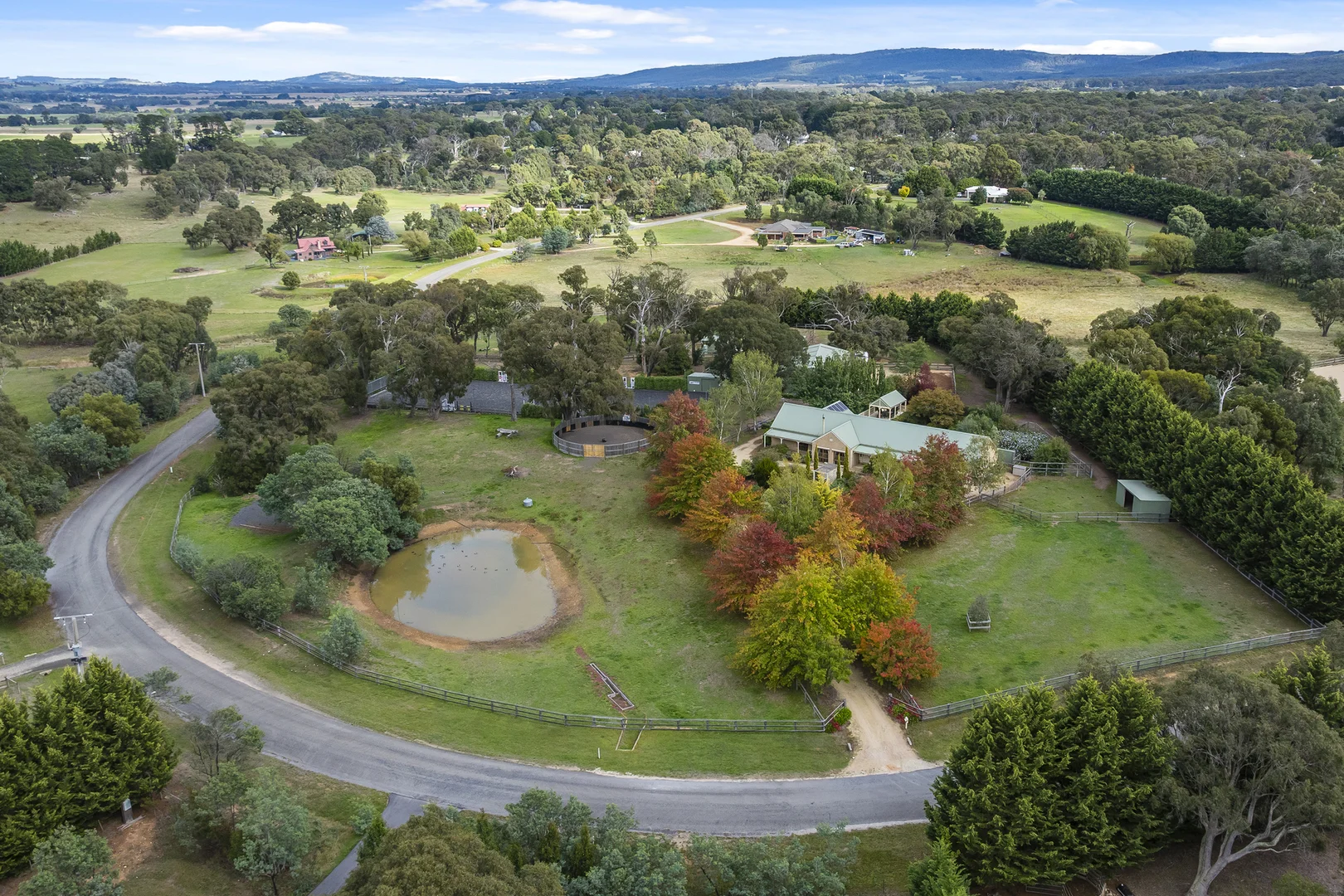 60 Parkview Drive - Image 2
