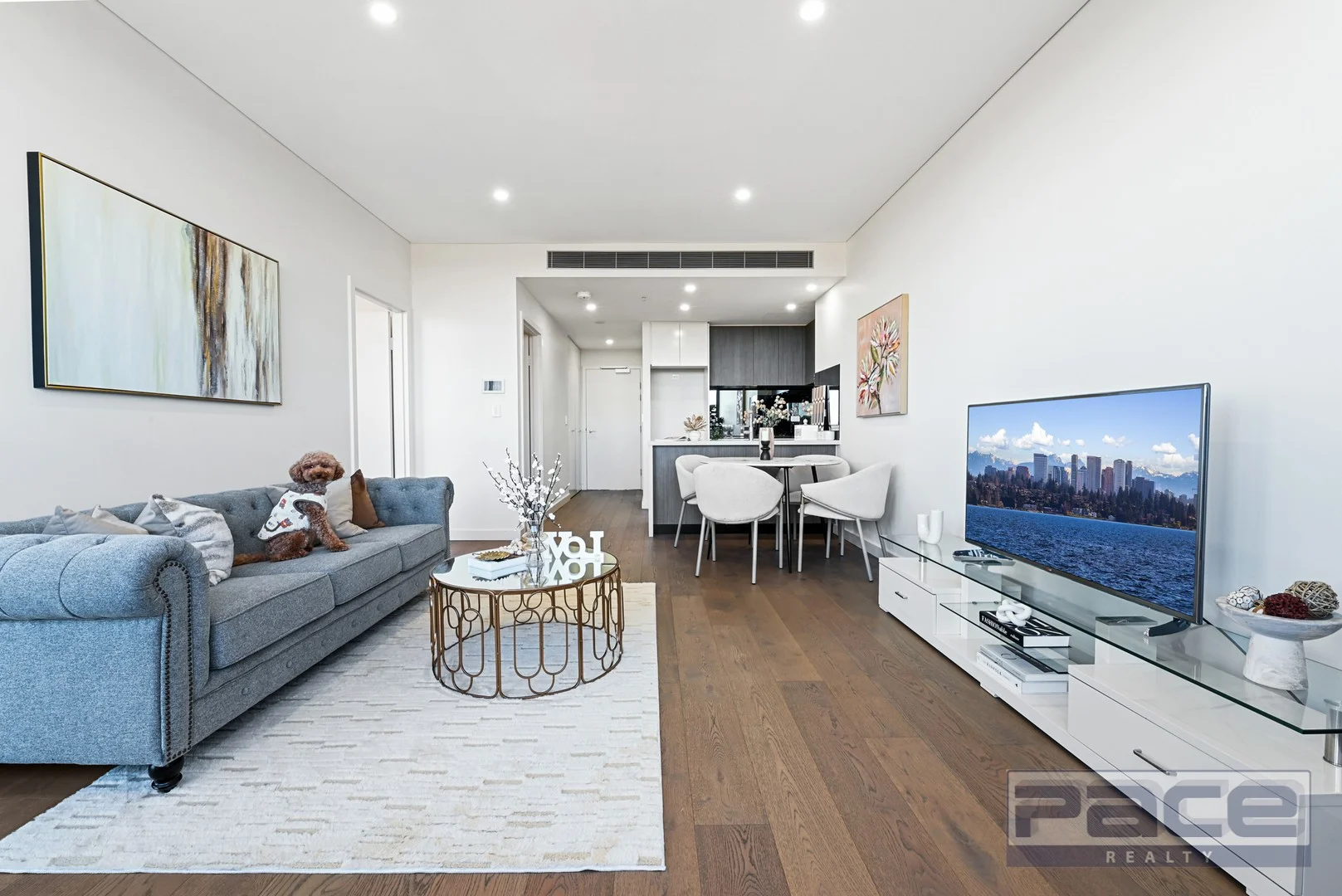 606/3 GARRIGARRANG AVE (1/18)