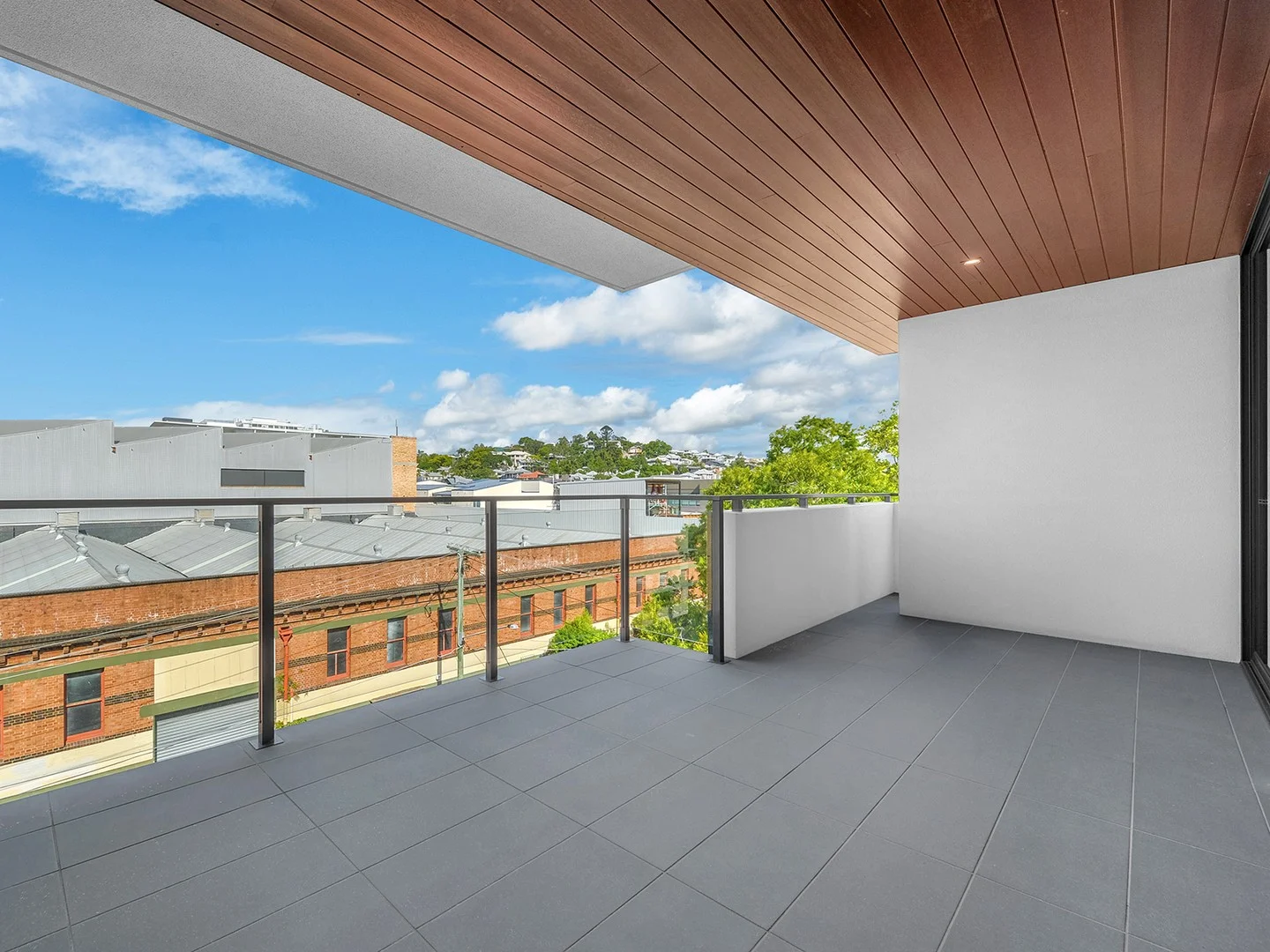 608/38 Helen Street (1/5)