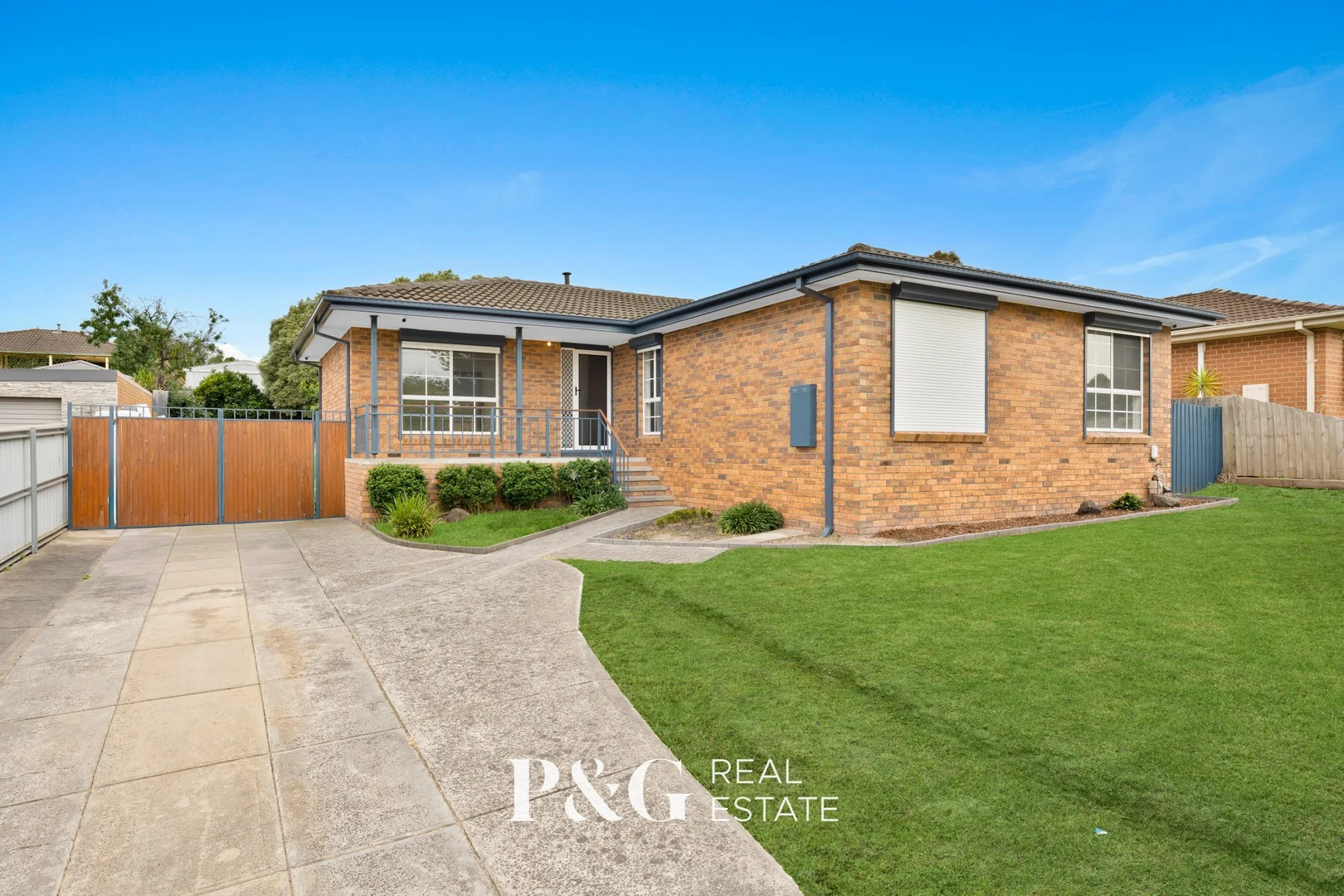 61 Gleneagles Drive (1/15)