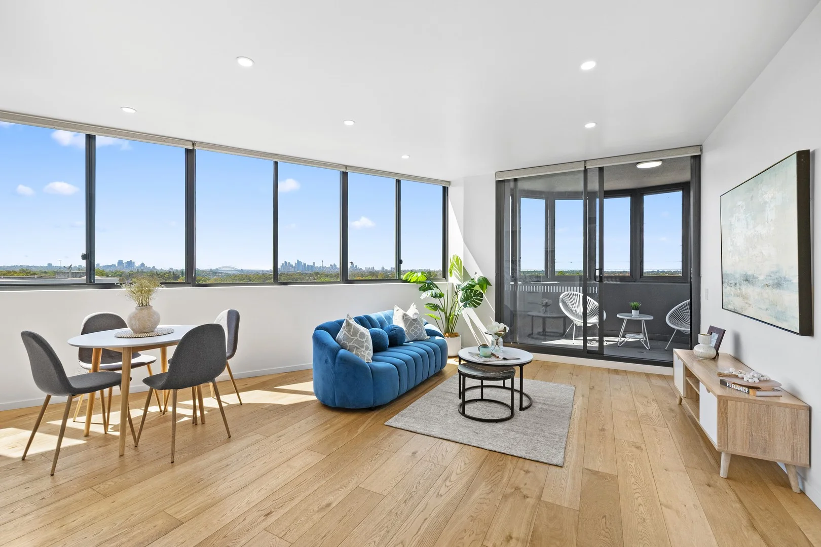 611/8 Wharf Road (1/14)