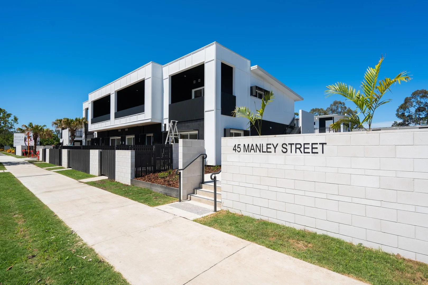 613/45-49 Manley Street (1/9)