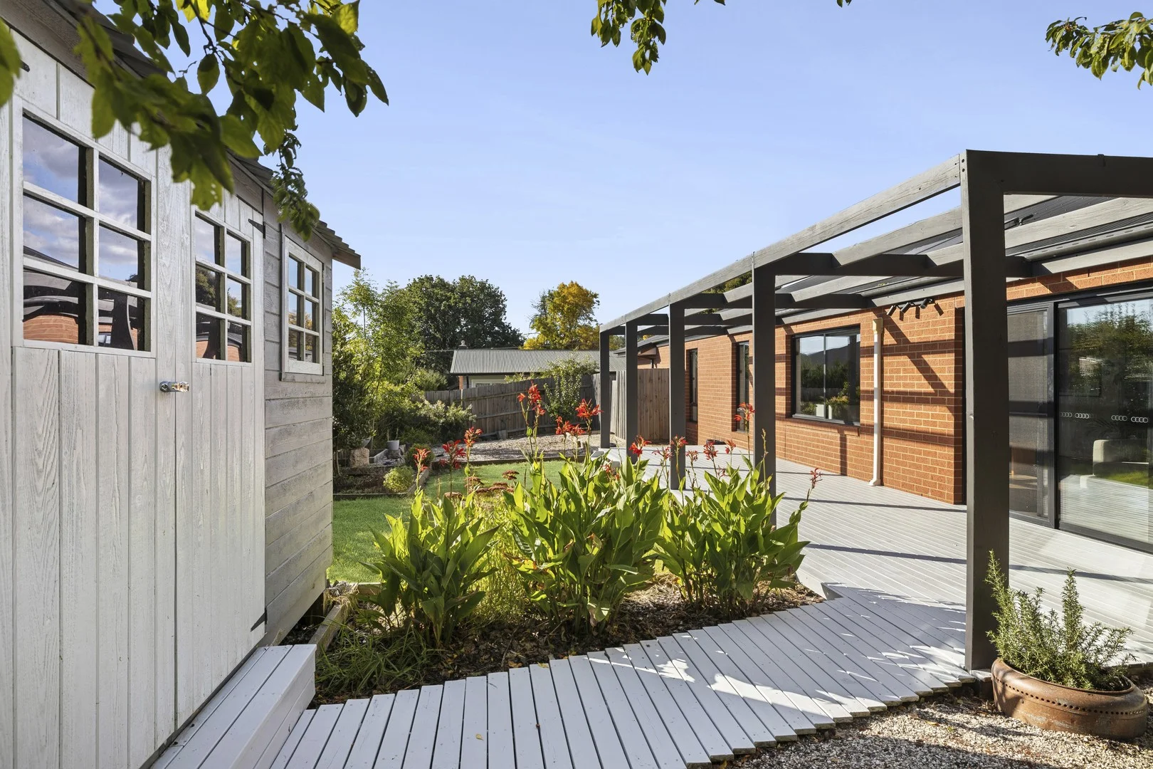 61A Beauchamp Street (1/20)
