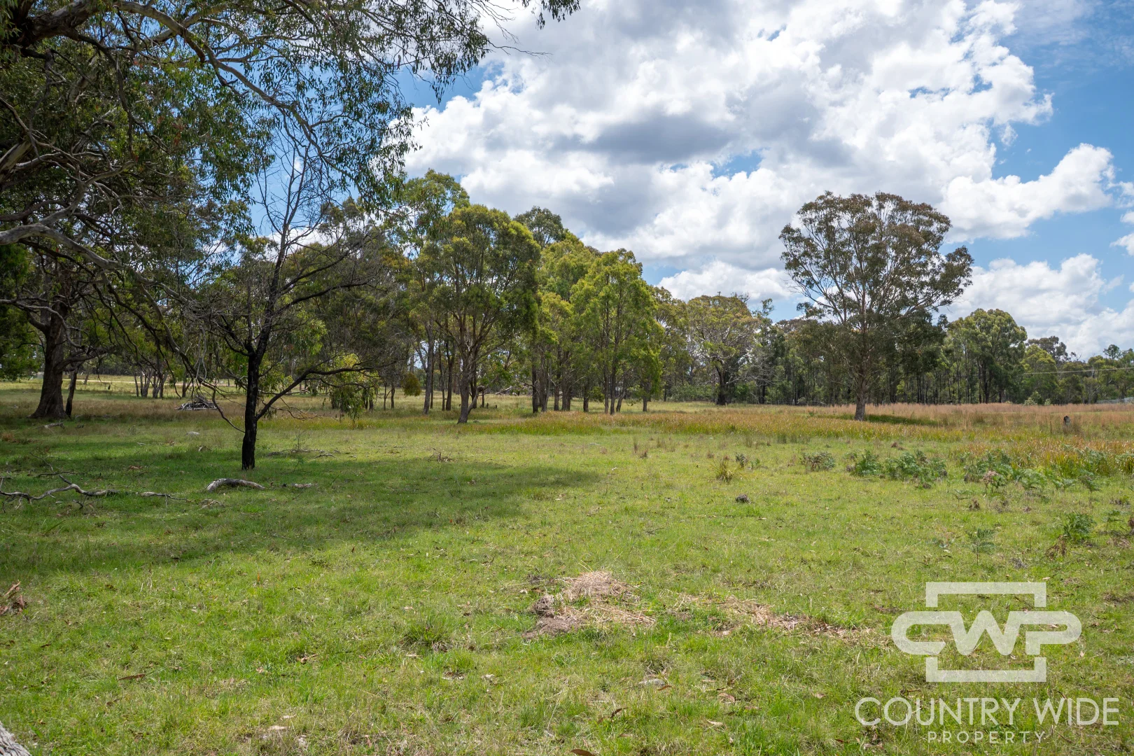 62 Cemetery Rd - Image 4