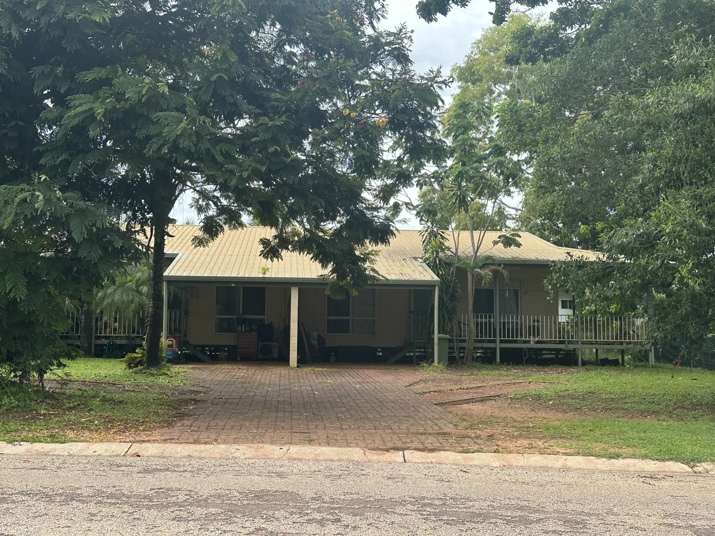 62 Circular Way (1/63)