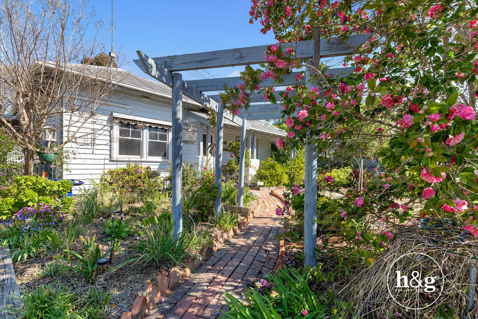 62 Fischer Street - Image 2