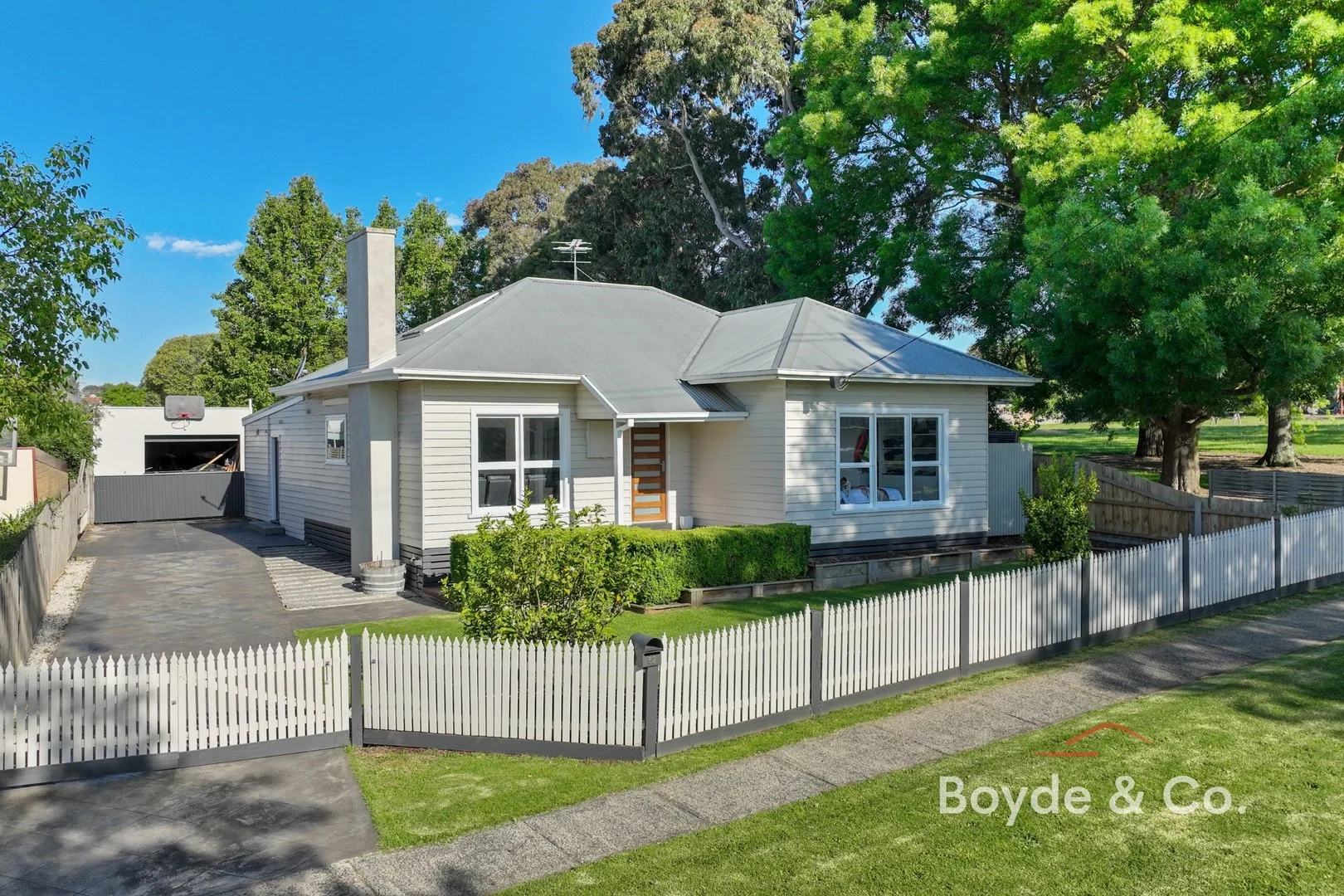 62 Latrobe Street (1/23)