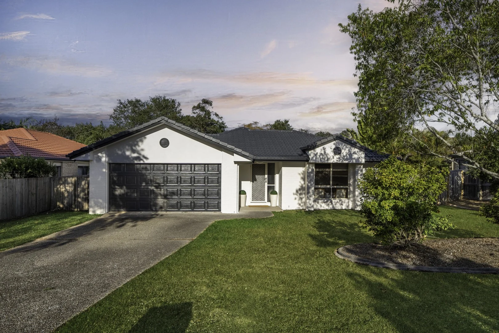 62A Lagoon Crescent (1/3)