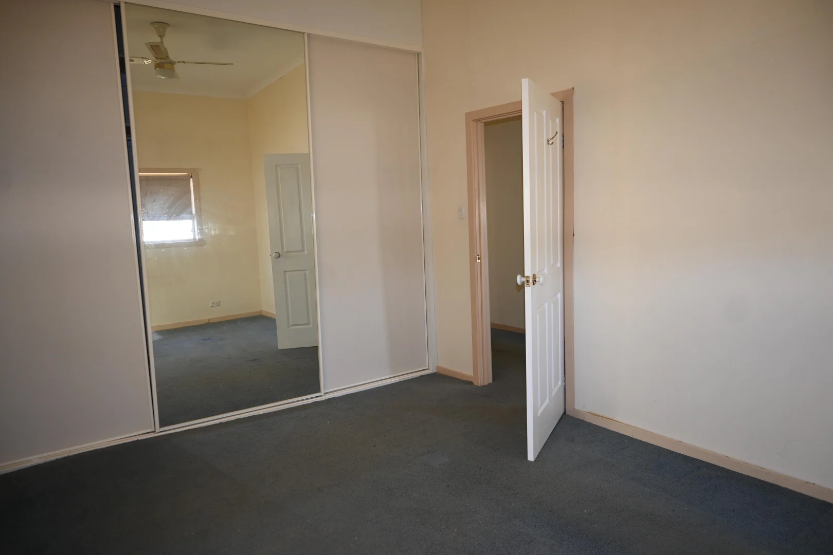 63 Grant Street North - Image 4