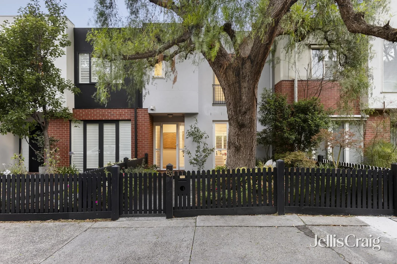 63 Napier Street (1/16)